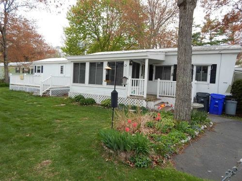 5 Meredith Dr, Hampstead, NH 03841-2234