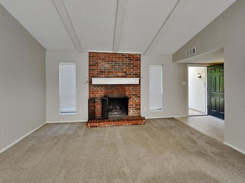 2910 Churchill Way, Garland TX  75044-4626 exterior