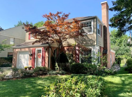504 Lincoln Ln, Arlington Hts, IL 60004-6226