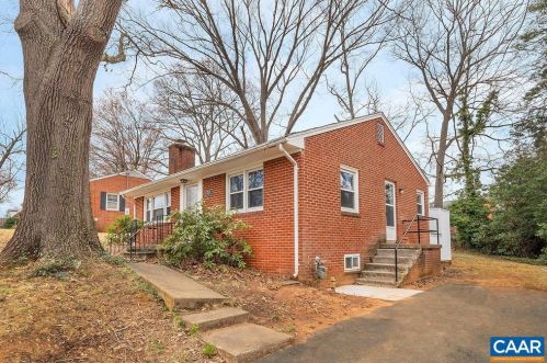 1421 Westwood Rd, Charlottesville, VA 22903-5151