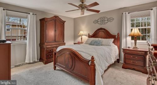 176 Berrywood Dr, Severna Park MD 21146-2033 exterior