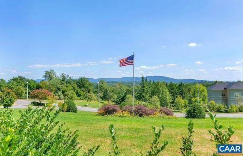 500 Crestwood Dr, Charlottesville, VA 22903-4890