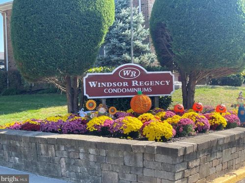 52 Garden View Ter, East Windsor NJ  08520-4613 exterior
