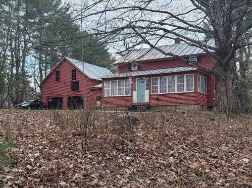 61 Pine Knoll Rd, Winthrop, ME 04364-3104