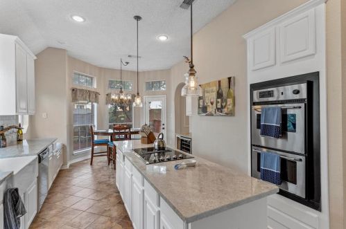 8620 Shadybrooke Dr, Fort Worth TX  76182-8336 exterior