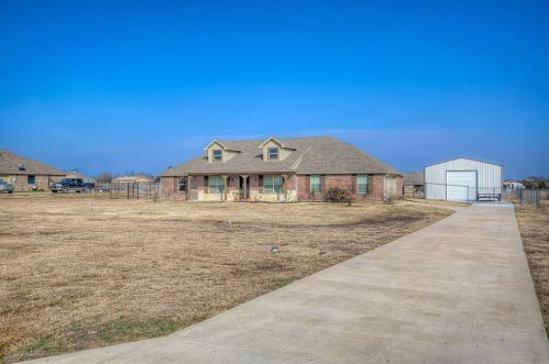 4228 Tower Cir, Nevada, TX 75173-9407