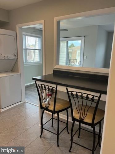 8 Florence Tollgate Pl, Florence, NJ 08518-3008