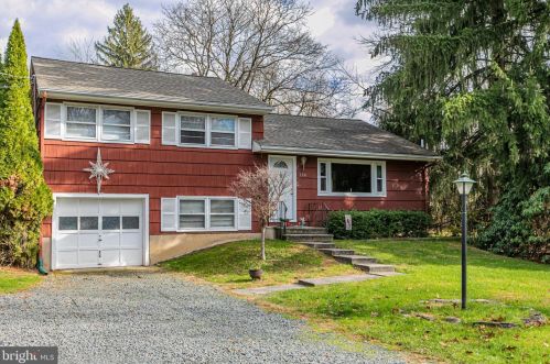 118 Carter Rd, Princeton, NJ 08540-2111