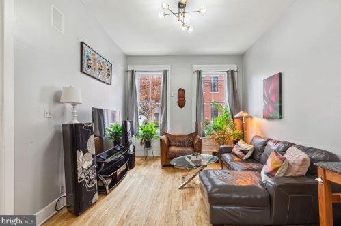 627 16th St, Philadelphia PA  19130-3415 exterior