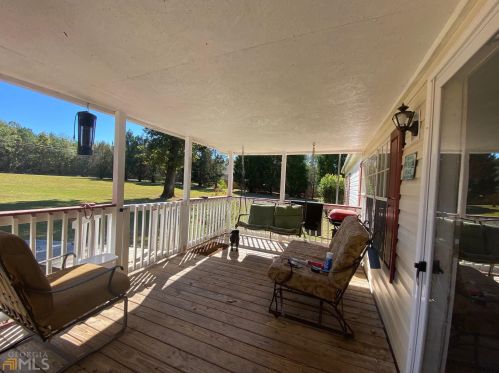 28 Little Collier Rd, Forsyth, GA 31029-2679