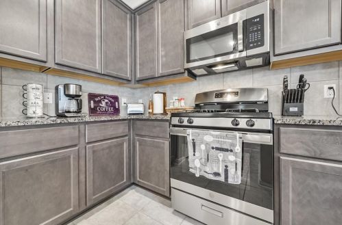 513 6th St, Morgans Point TX  77571-4910 exterior