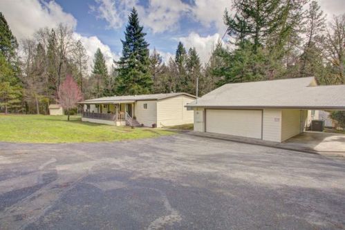 2751 Russell Rd, Merlin OR  97532-9764 exterior