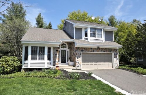 3 Crabapple Ct, Princeton, NJ 08540-9419