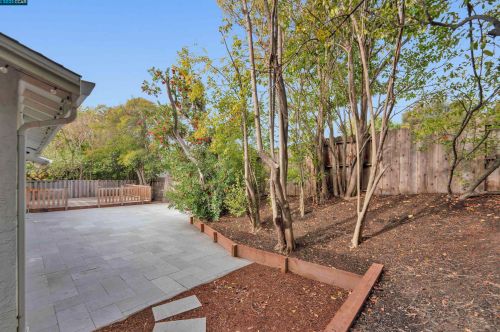 3676 Vancouver Way, Concord CA  94520-1436 exterior