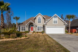 103 Hickory Pne, Brunswick, GA 31523-8900