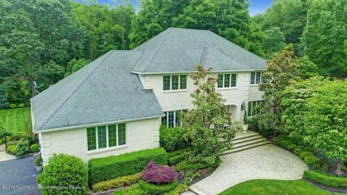 2 Beers St, Holmdel Village, NJ 07733-1611