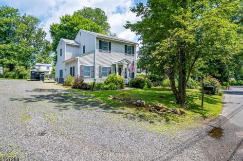 39 Old Smalleytown Rd, Warren, NJ 07059-5438