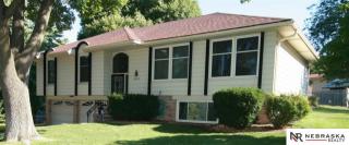2802 Mars Cir, Bellevue, NE 68005-2831