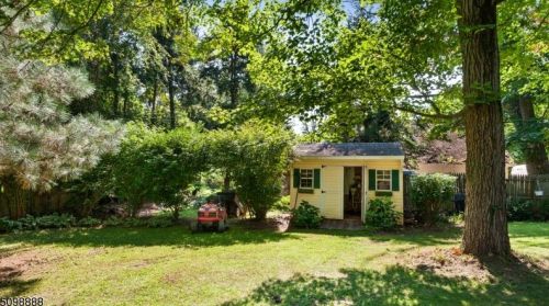 31 Washington Ave, Princeton NJ 08540-8406 exterior