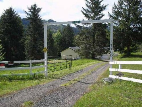 37400 Thimbleberry Dr, Gaston OR  97119-8586 exterior