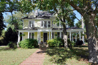 149 End St, Chester, SC 29706-3808