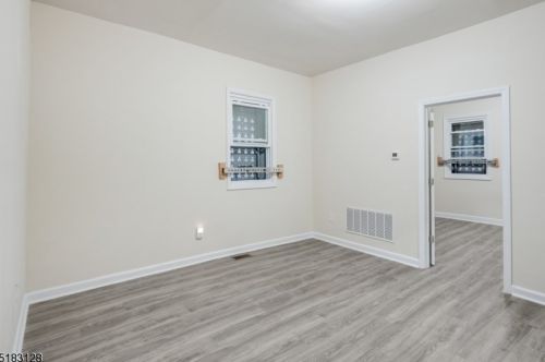 83 Arch St, Paterson, NJ 07522-1756