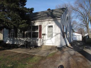 2820 4th St, Springfield, IL 62703-4006