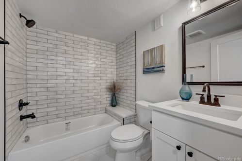2045 Xavier St, Denver CO  80219-5048 exterior