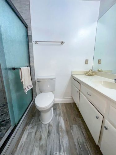 11568 Freedom Trl, Riverside CA  92503-5066 exterior