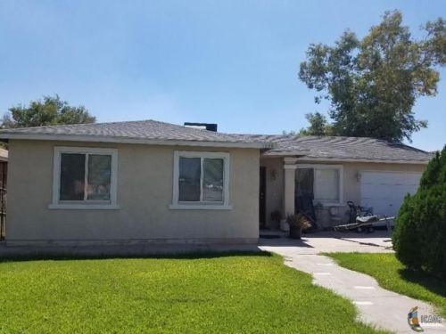 1036 Sherman St, Calexico, CA 92231-3705