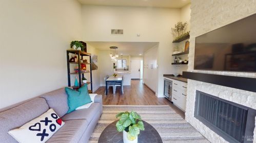 779 Cottage Dr, Fairfield CA  94558-1247 exterior