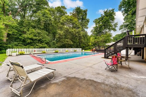 4109 Derr Rd, Springfield OH  45503-1439 exterior