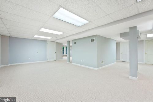 518 State Rd, Princeton NJ  08540-1410 exterior