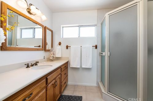 1547 El Miradero Ave, Glendale CA  91201-1203 exterior