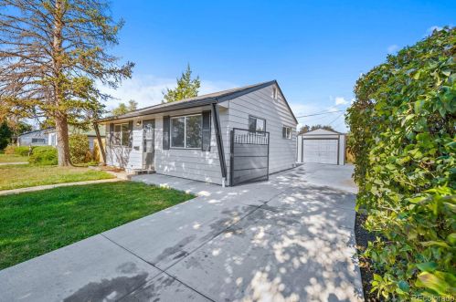 845 Moline St, Denver, CO 80010-4155