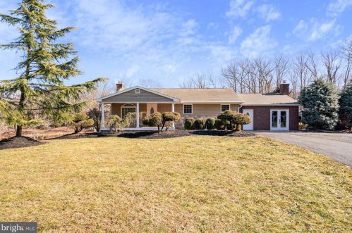 432 Potomac Run Rd, Fredericksburg, VA 22405-5922