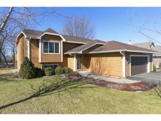 1314 Ravenwood Cir, Minnetrista, MN 55387