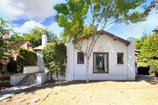 545 Clinton Ave, Fresno, CA 93705-4552