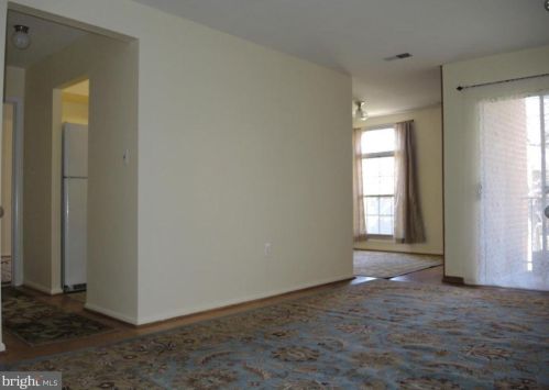 3356 Woodburn Rd, Annandale, VA 22003-1207