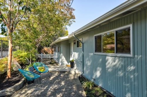 3011 Ross Rd, Palo Alto, CA 94303-4103