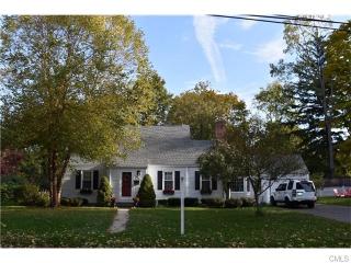 428 Old Mill Rd, Fairfield, CT 06824-2803
