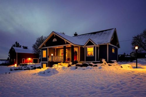 10215 Day Rd, Green Bluff, WA 99021-7802