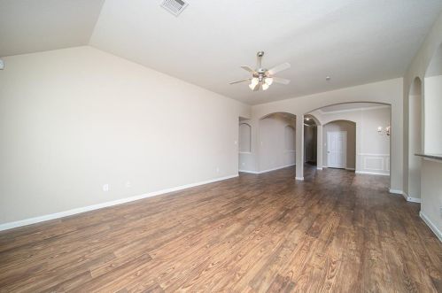 1014 Shadow Glenn Dr, Conroe TX  77301-2255 exterior