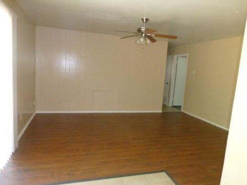 1709 Archery Ln, Garland TX  75044-7227 exterior