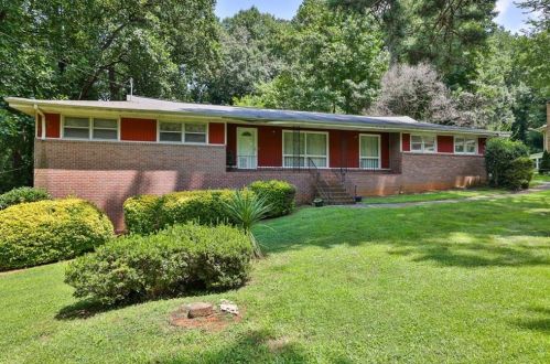 3071 Brownmoore Dr, Marietta, GA 30060-6301