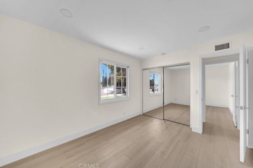 5771 Heil Ave, Huntington Beach CA  92649-3771 exterior