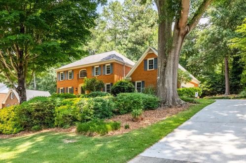 339 William Ivey Rd, Lilburn, GA 30047-3014