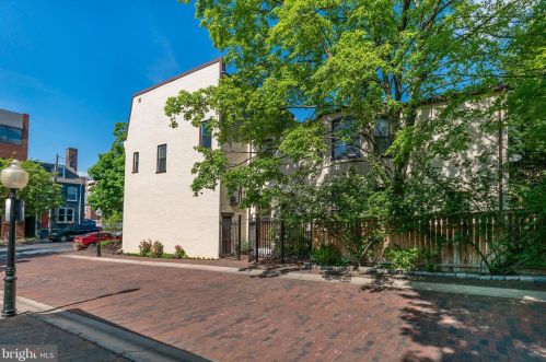 114 Vine St, Lancaster PA  17602-3550 exterior