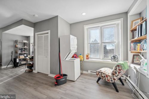 630 Chelten Ave, Philadelphia PA 19126-3824 exterior