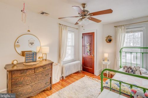 100 Strawbridge Ave, Camden NJ 08108-1806 exterior